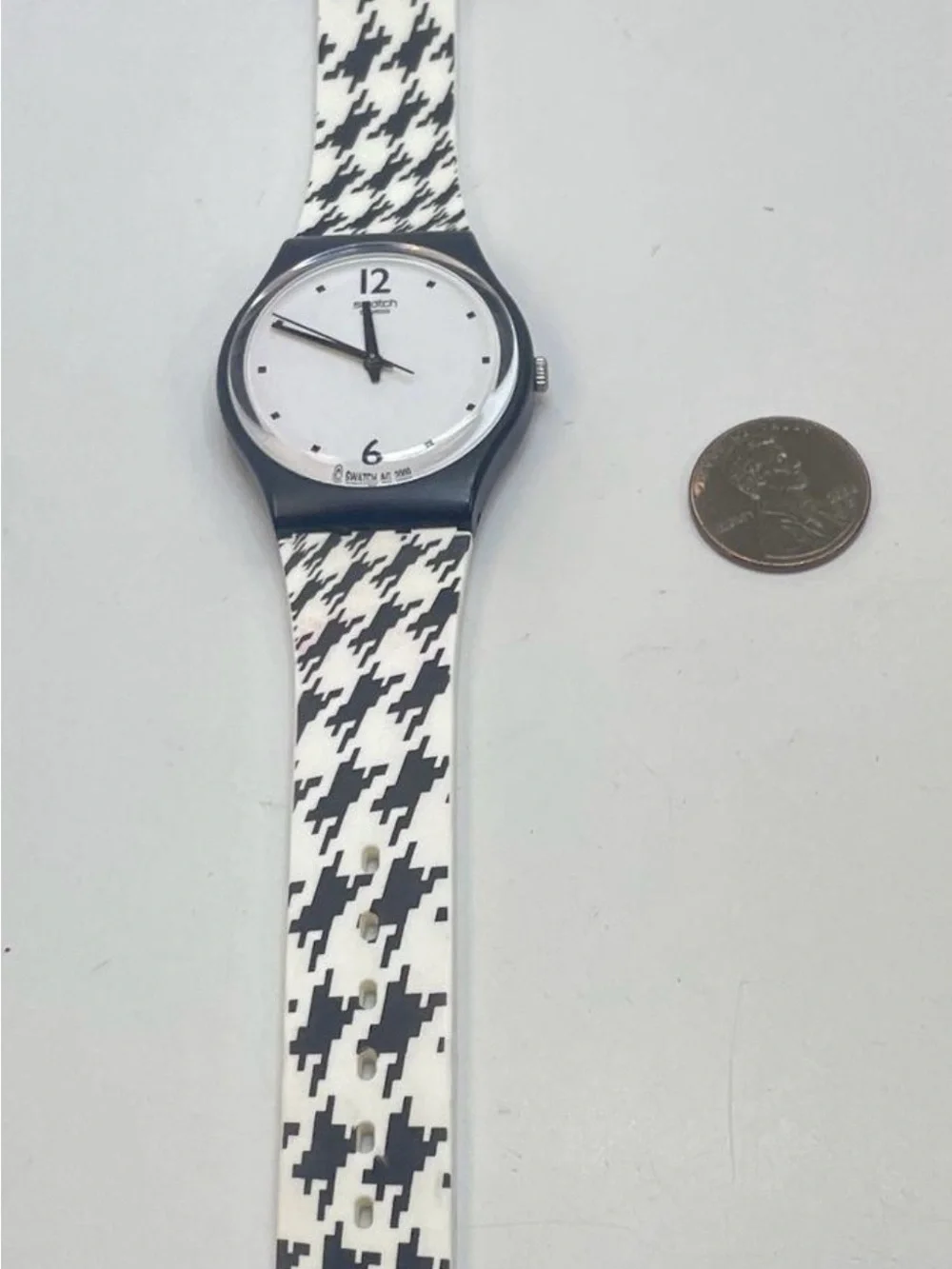 Swatch Black & White Houndstooth Silicone Strap Watch